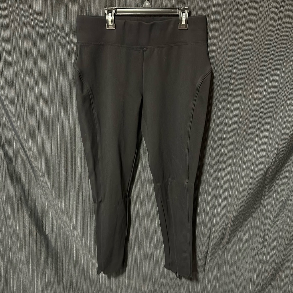 Seven7 Brand  Black Leggings  Size L  O23